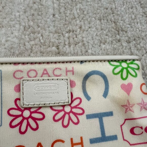 Vintage Y2K Fairy Coach Poppy Wristlet Mini Bag - Picture 2 of 10